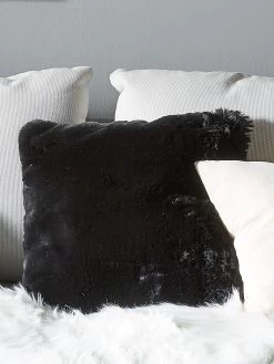 Kissen, Black